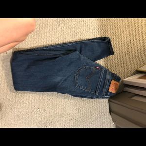 Levi super skinny jeans